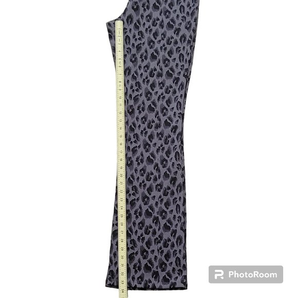 IMAN Global Chic Secret Smooth Pull-On Flare Pant Size M Tall Inseam 34” NEW - Picture 8 of 11